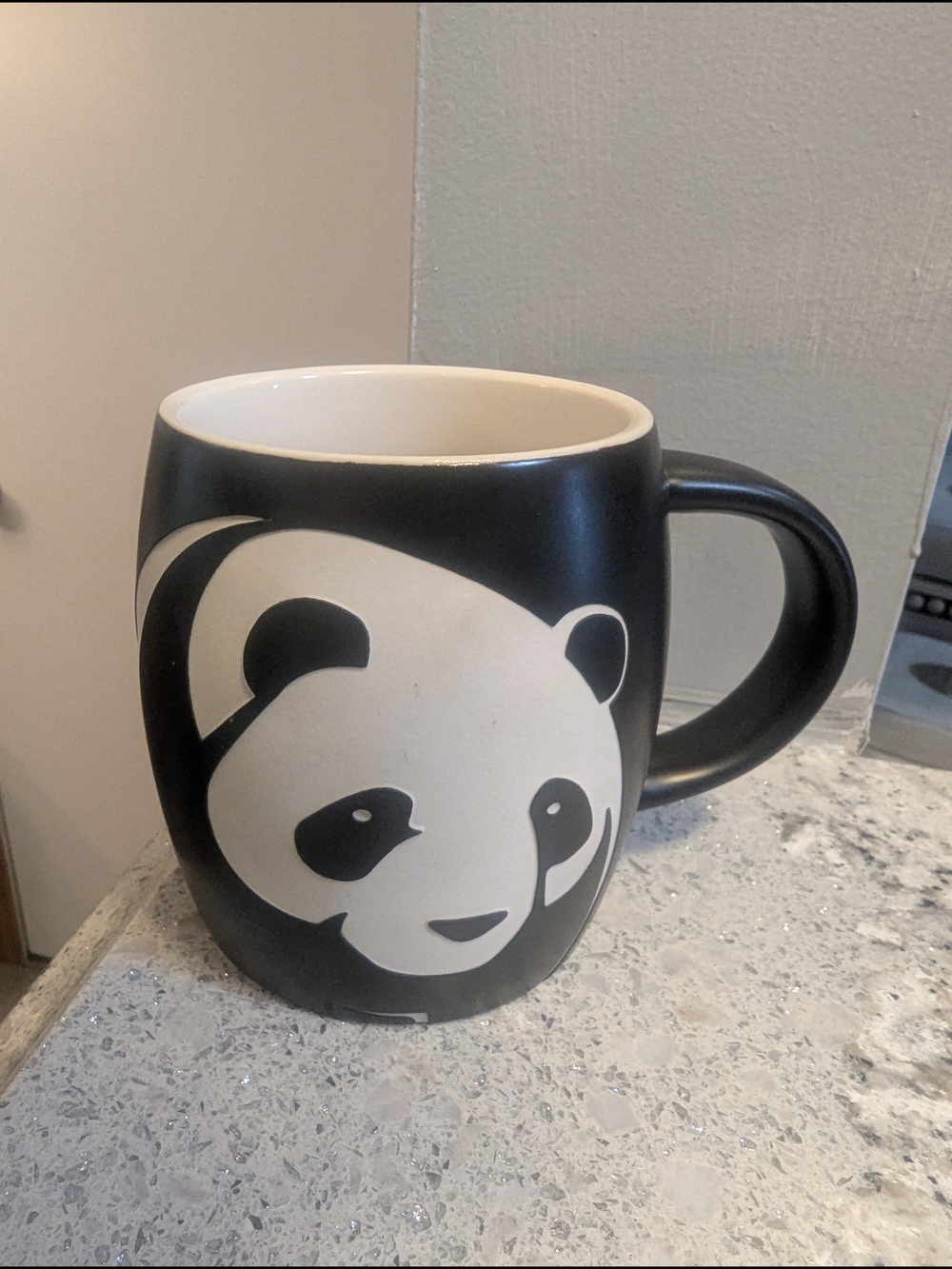 Smithsonian’s National Zoo Washington DC Panda Textured Mug Black & White